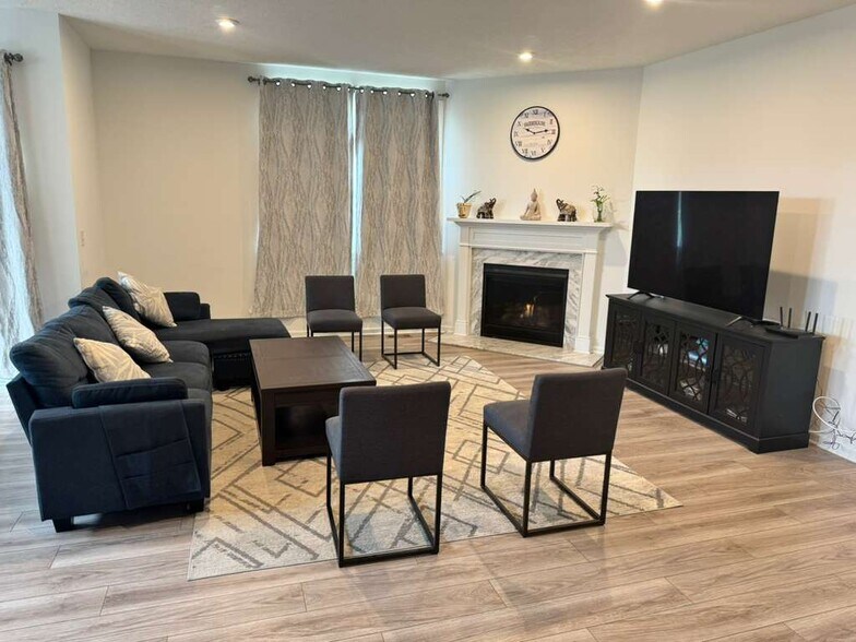 Building Photo - 23828 Pine Valley Dr