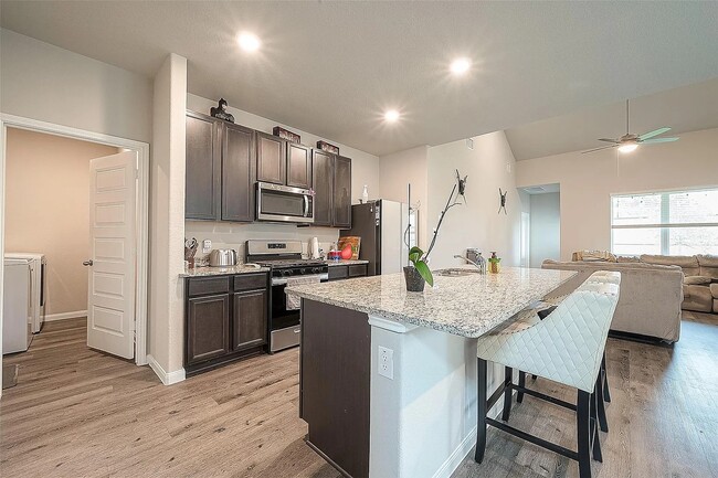 Building Photo - 1317 Mount Bassie Trl