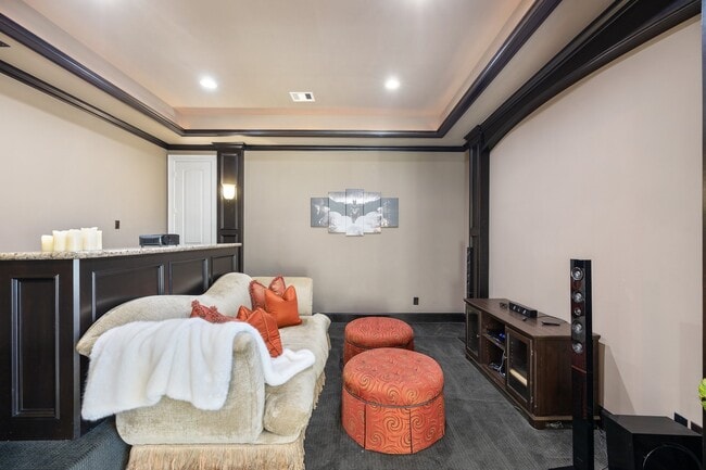 Building Photo - 21603 Christopher Lake Ct