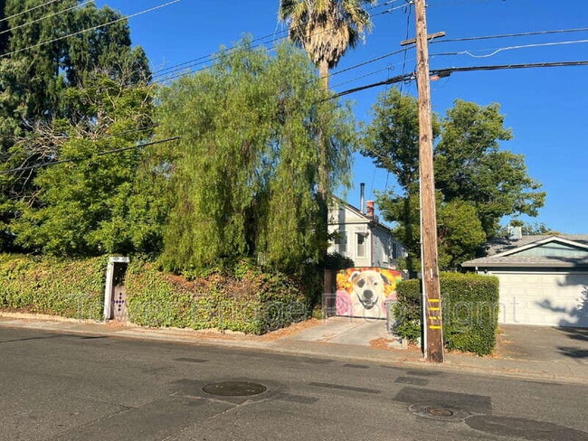 Building Photo - 3154 53rd St