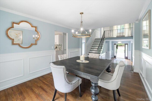 Building Photo - 107 Tennyson Dr