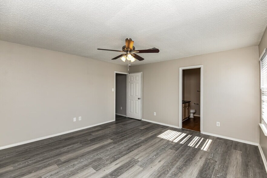 Building Photo - 3340 Chapel Ridge Way