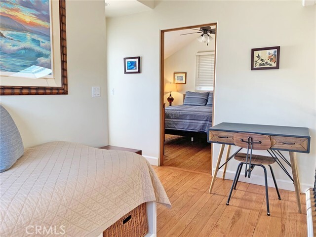 Building Photo - 601 Poinsettia Ave