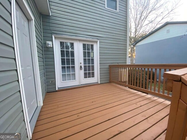 Building Photo - 110 Chalfont Dr