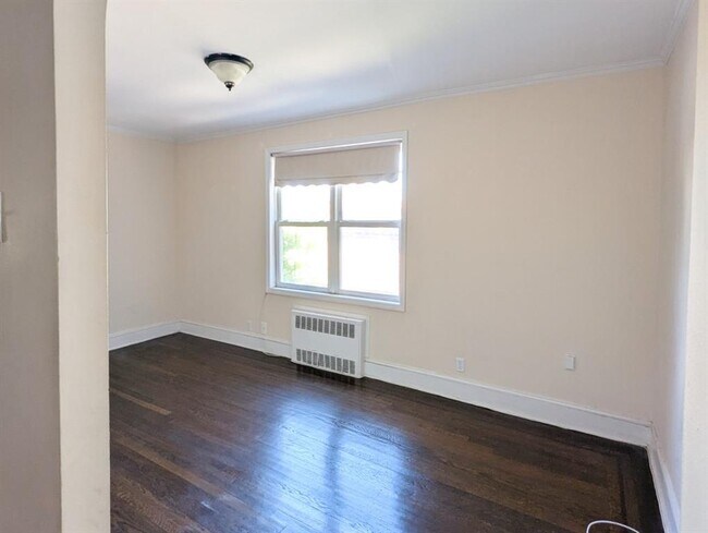 Building Photo - 1678 Bay Ridge Ave