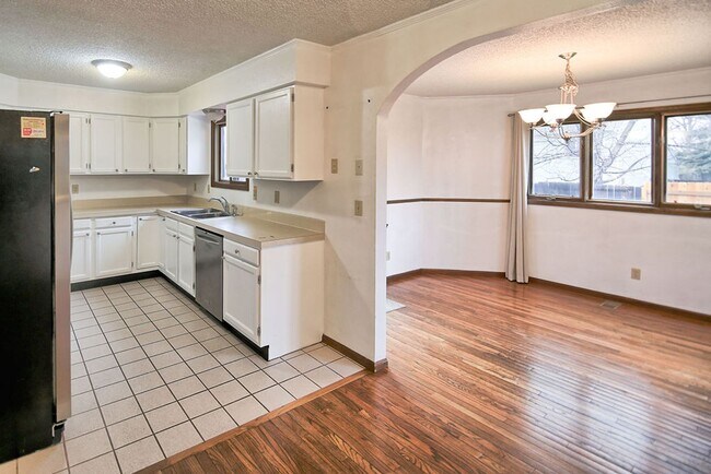 Building Photo - 4-Bedroom Home Near CSU | Fenced Yard & 2-Car Garage