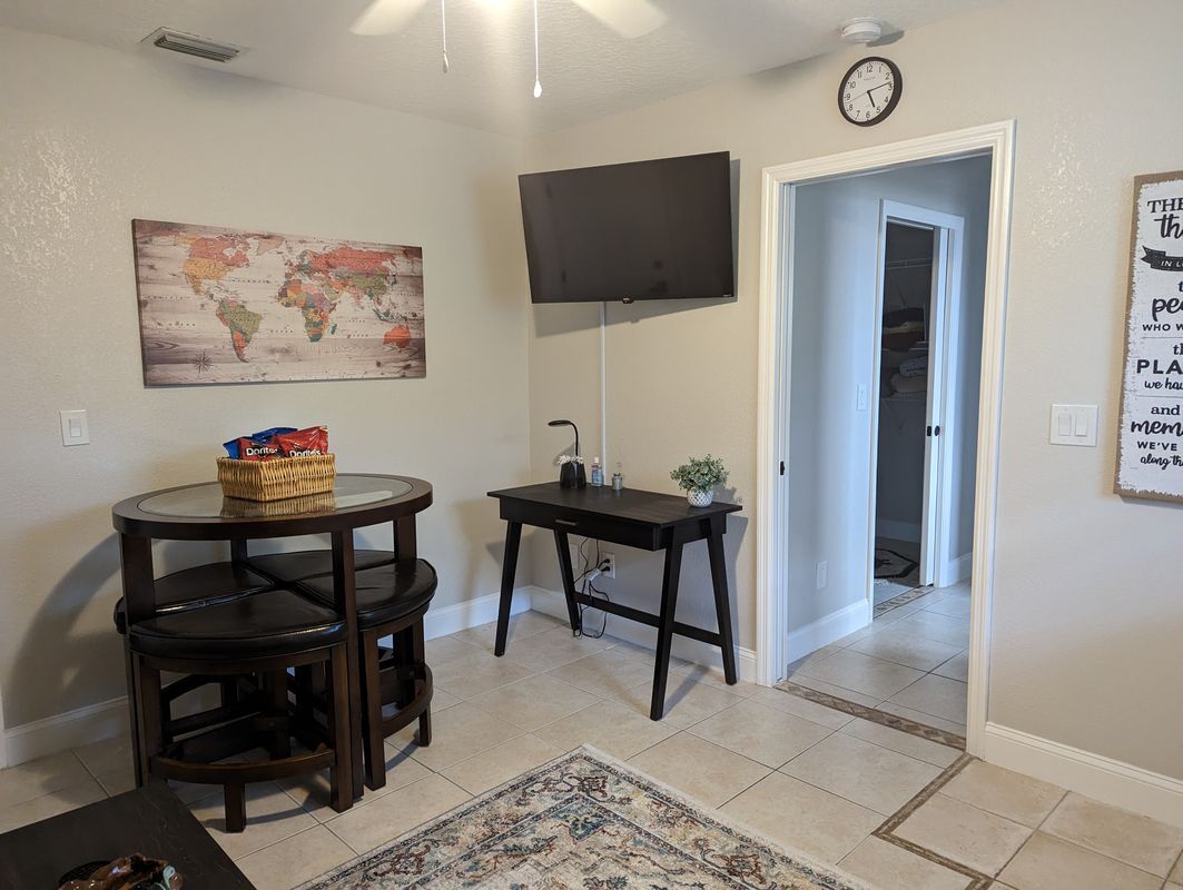 Building Photo - 3143 Elizabeth St