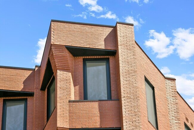 Building Photo - 80 Terrace St