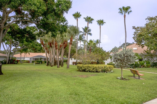 Building Photo - 504 Silverleaf Oak Ct