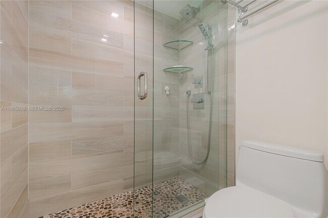 Building Photo - 6917 Collins Ave