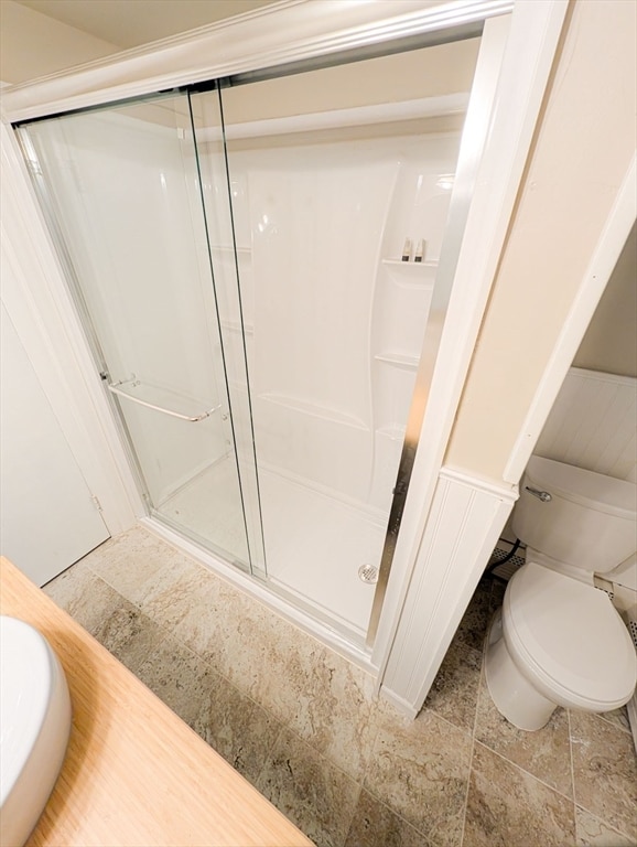 Building Photo - 103-105 Homer St