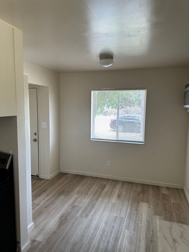 Building Photo - Coming Soon Cozy Renovated Country Propert...