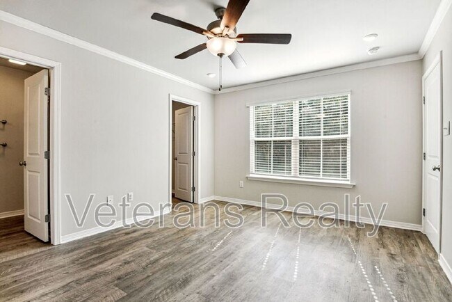 Building Photo - 13444 Willow Oak Cir