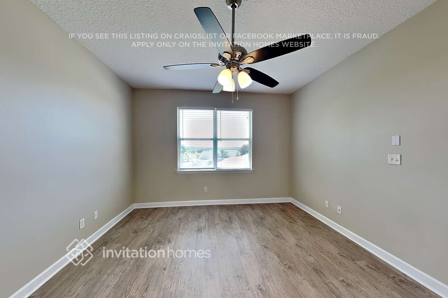 Building Photo - 1325 Golf Point Loop