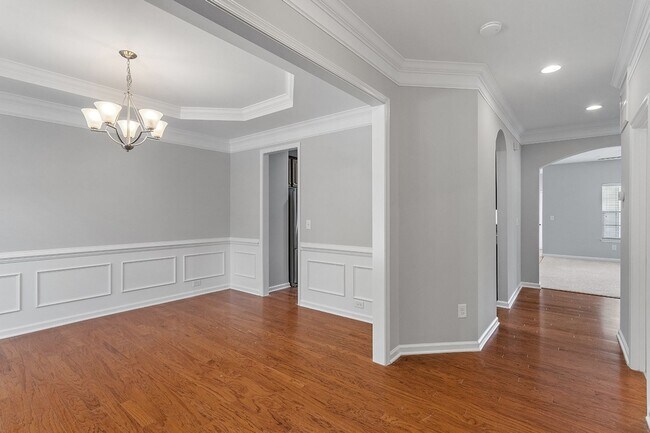 Building Photo - 1121 Survada Ln