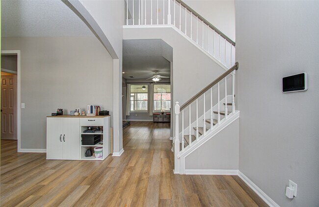 Building Photo - 6522 Everhill Cir