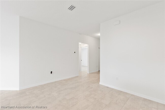 Building Photo - 6151 Monegro St