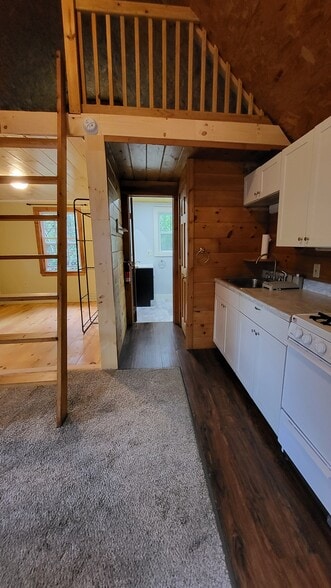 Building Photo - 91 Willis Dr