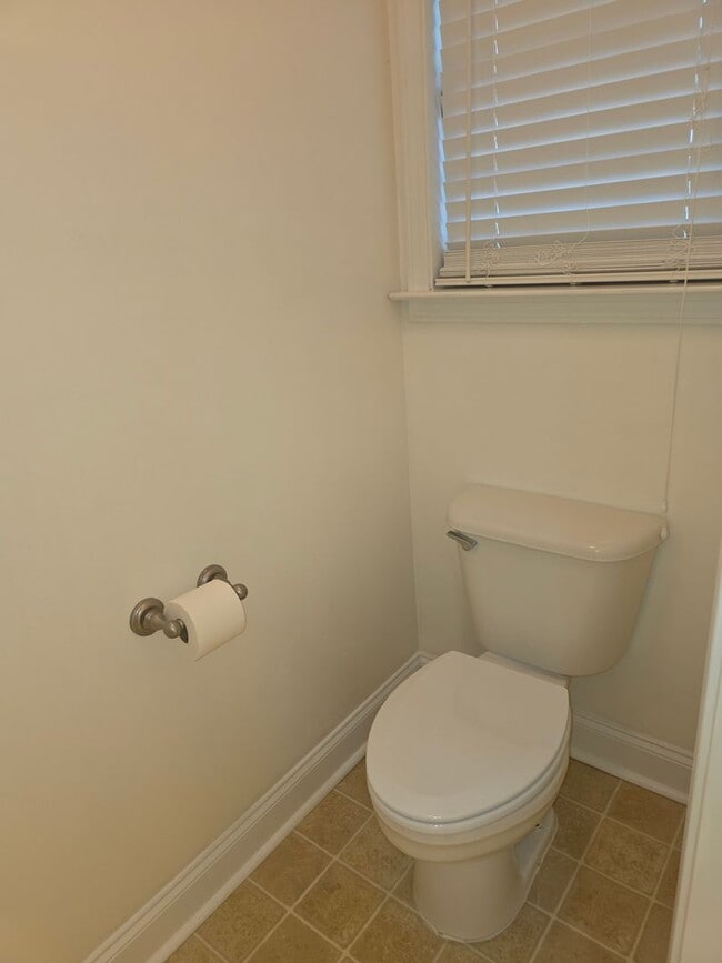 Building Photo - 22 Shadowridge Ln
