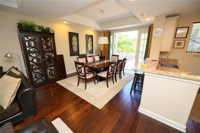 Building Photo - 1113 Bolton Pl