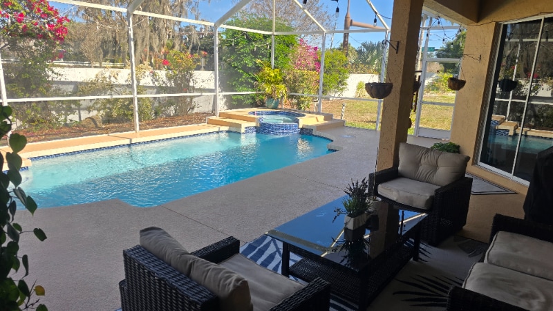 Building Photo - 4947 Cedar Oak Wy