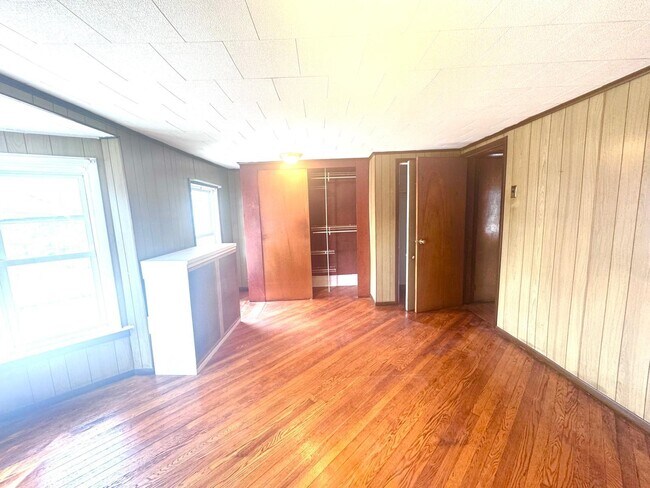 Building Photo - 134 Boyd Ave