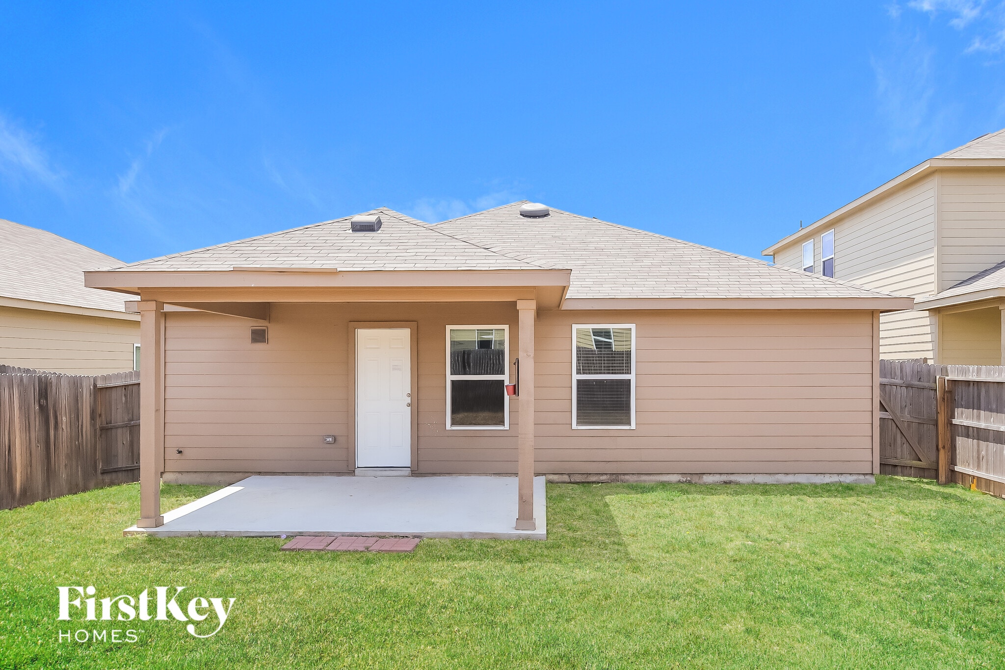 Building Photo - 7163 Quarter Moon