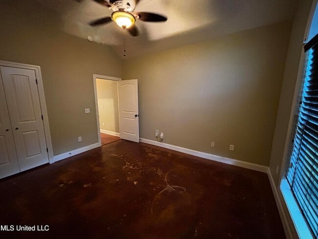 Building Photo - 112 Copper Ridge Ct