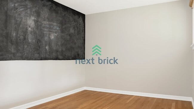 Building Photo - 3 Bed 2 Bath Single-family Home Available for Rent!