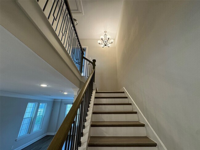 Building Photo - 6755 Highclere Manor Ln