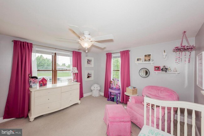 Building Photo - 6135 Waterloo Rd