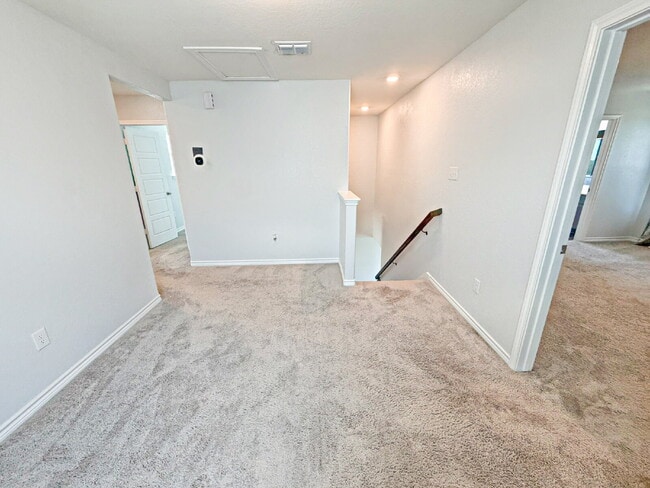 Building Photo - 2427 Bart Cv