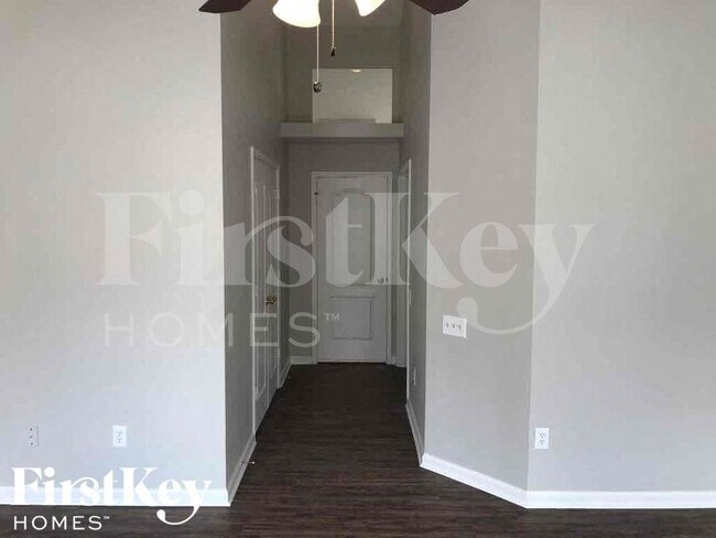 Building Photo - 13233 Evening Sunset Ln