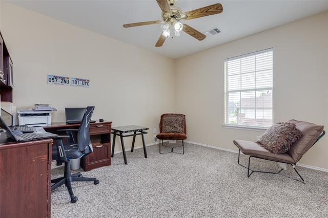 Building Photo - 3926 Rolling Oaks Dr