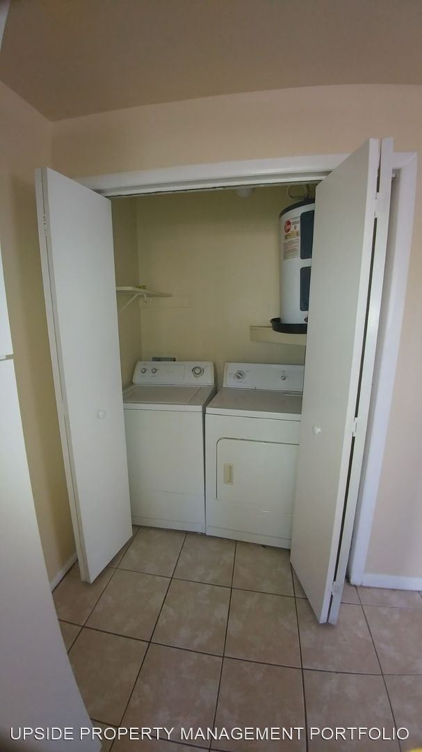 Building Photo - 1 br, 1 bath House - 4090 N Pine Island Ro...