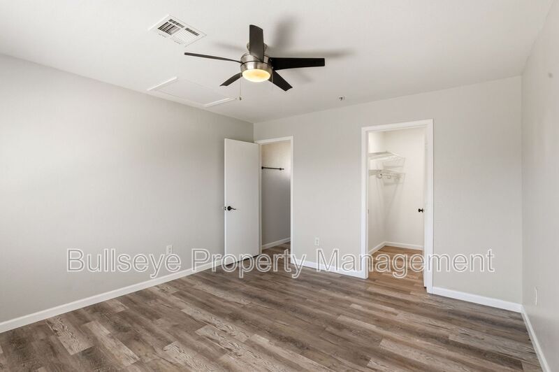 Building Photo - 840 E Turney Ave