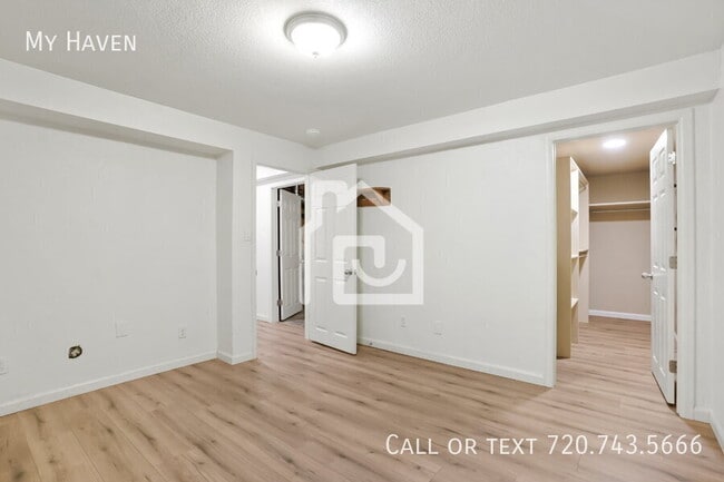 Building Photo - 1742 W 56th Ave