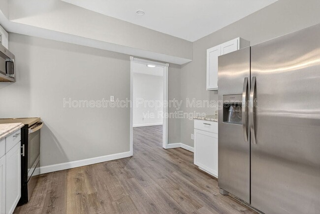 Building Photo - 5 Van Crest Ln