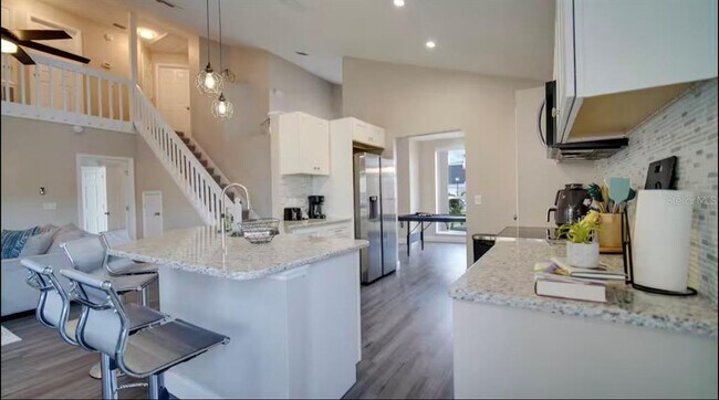 Building Photo - 8700 Eton Ct
