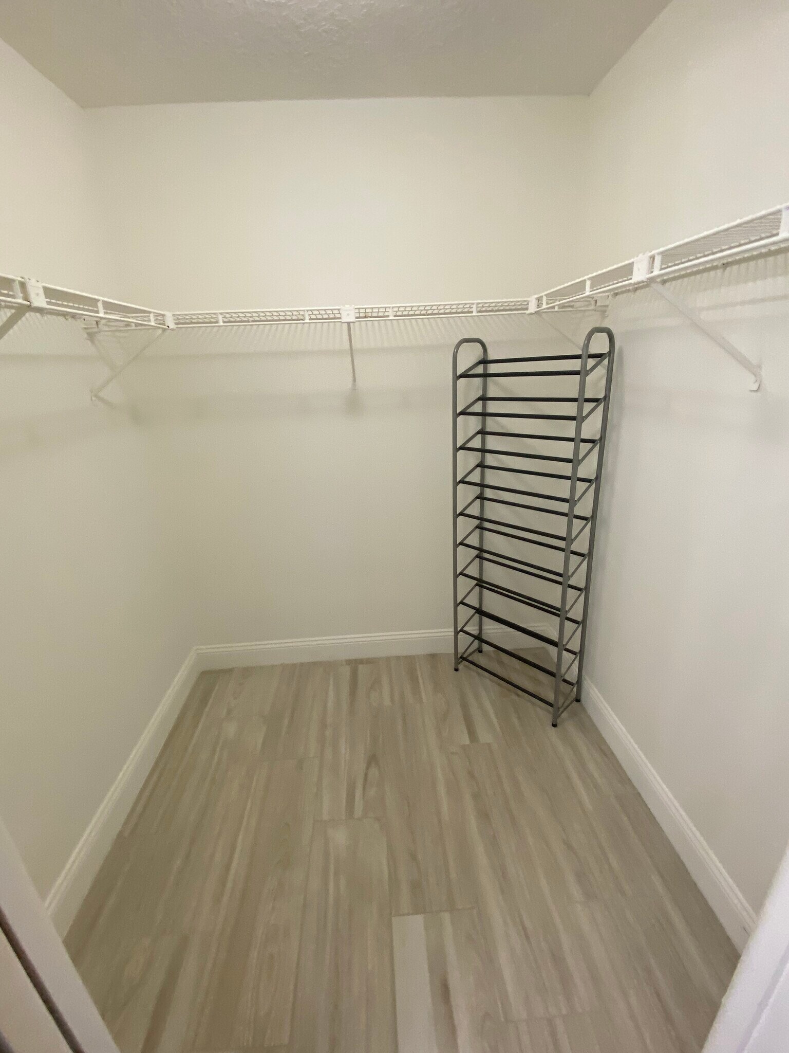 Building Photo - 9619 Midiron Ct