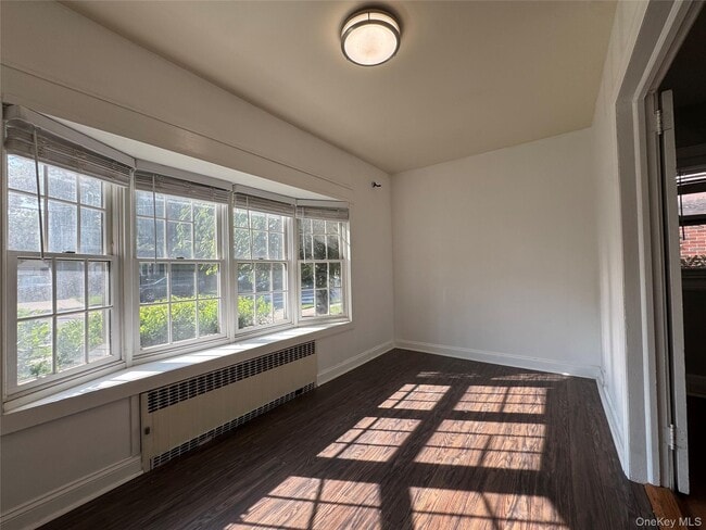 Building Photo - 267 Plainfield Ave