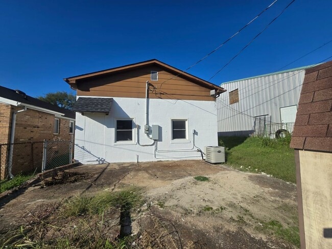 Building Photo - 510 Washington Ct
