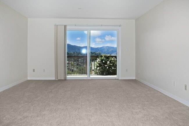 Building Photo - 55 Marinero Cir