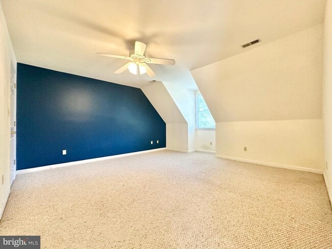 Building Photo - 8337 Colony Cir