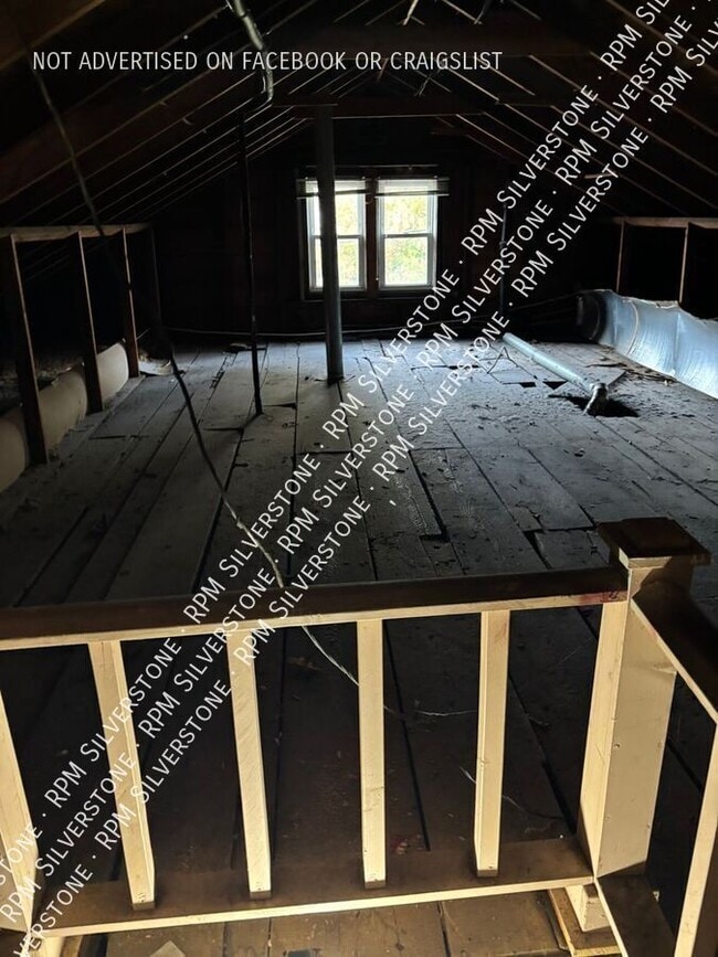 Building Photo - 13681 McKinley-