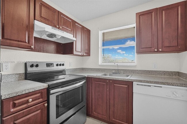 Building Photo - 400 NW 65th Ave