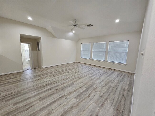 Building Photo - 12503 Rosewood Way Ln