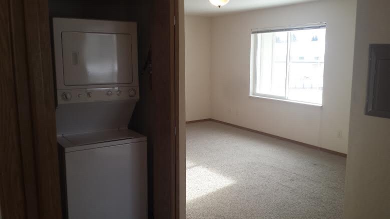 Building Photo - 33 Appleway Dr