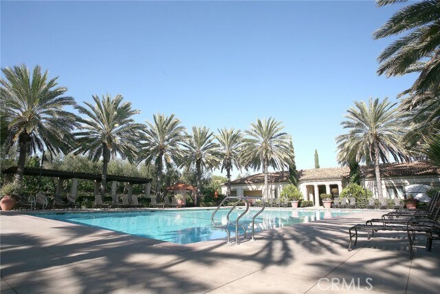 Building Photo - 125 Full Sun