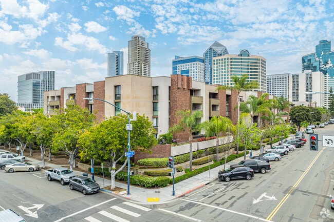 750-850 State St San Diego, CA 92101-6031 - Marina Park